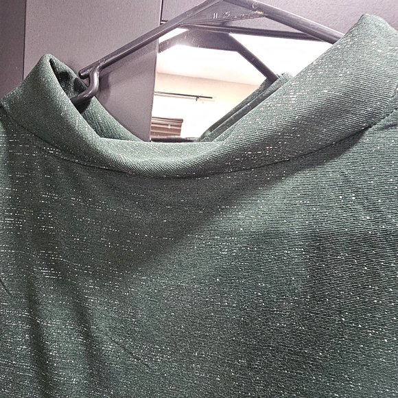 Unique Vintage Pinup Dress Brand New Size 6/8 M. Does stretch - Picture 5 of 7